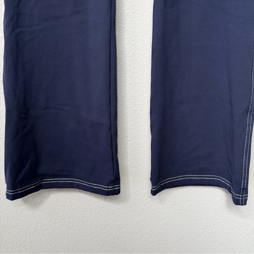 Two Pairs of Women's Flare Yoga/Jeans with Contrast White Stitching Blue/Black - Picture 10 of 16